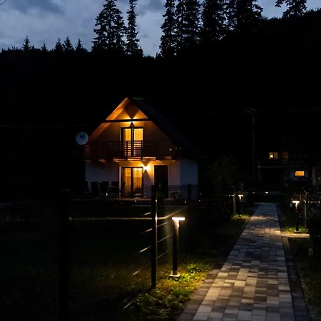 Beskid Loft House - W Gorach بيت للعطل *