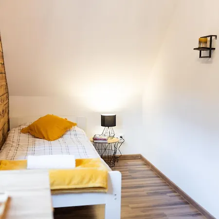 بيت للعطل Beskid Loft House - W Gorach Sól