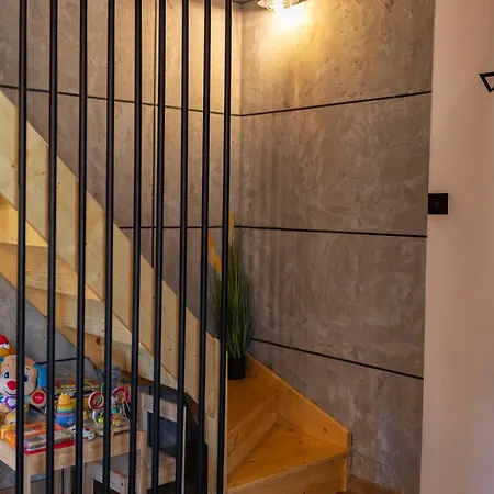 Beskid Loft House - W Gorach Semesterbostad
